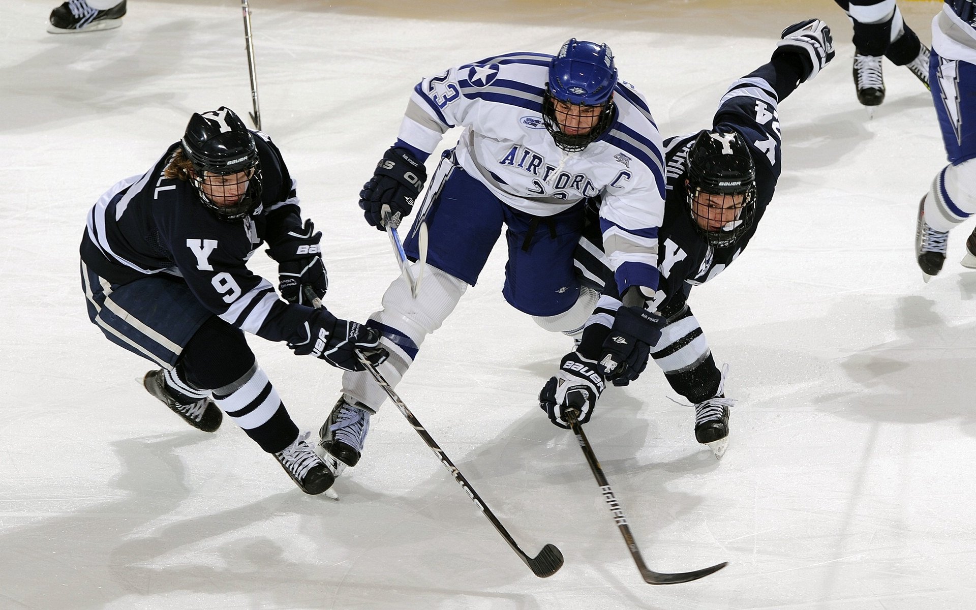 迪巴拉,大场面先生的光芒,如何照亮伊朗对阵法国的战术棋盘?