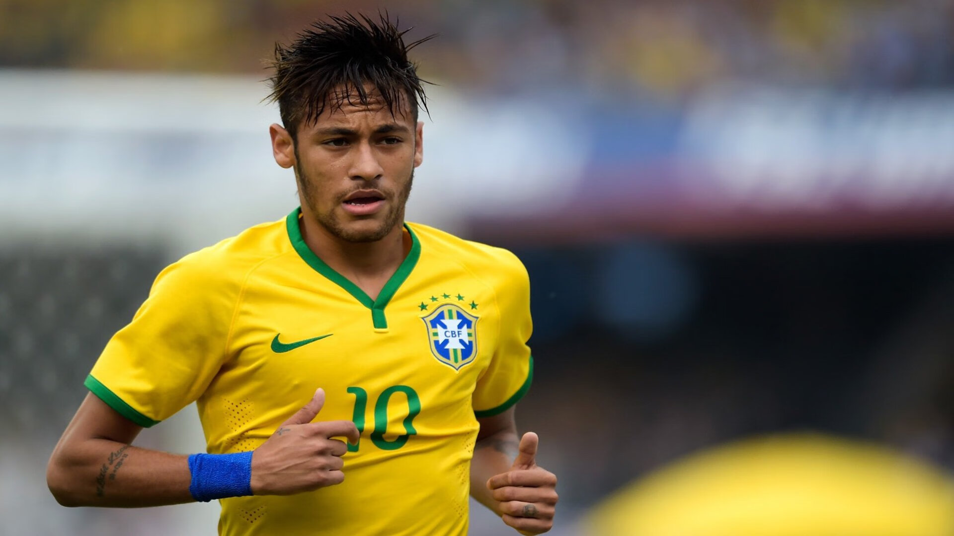 绿茵鏖战与银球传奇，法国队险胜奥地利，王皓刷新乒坛不朽纪录